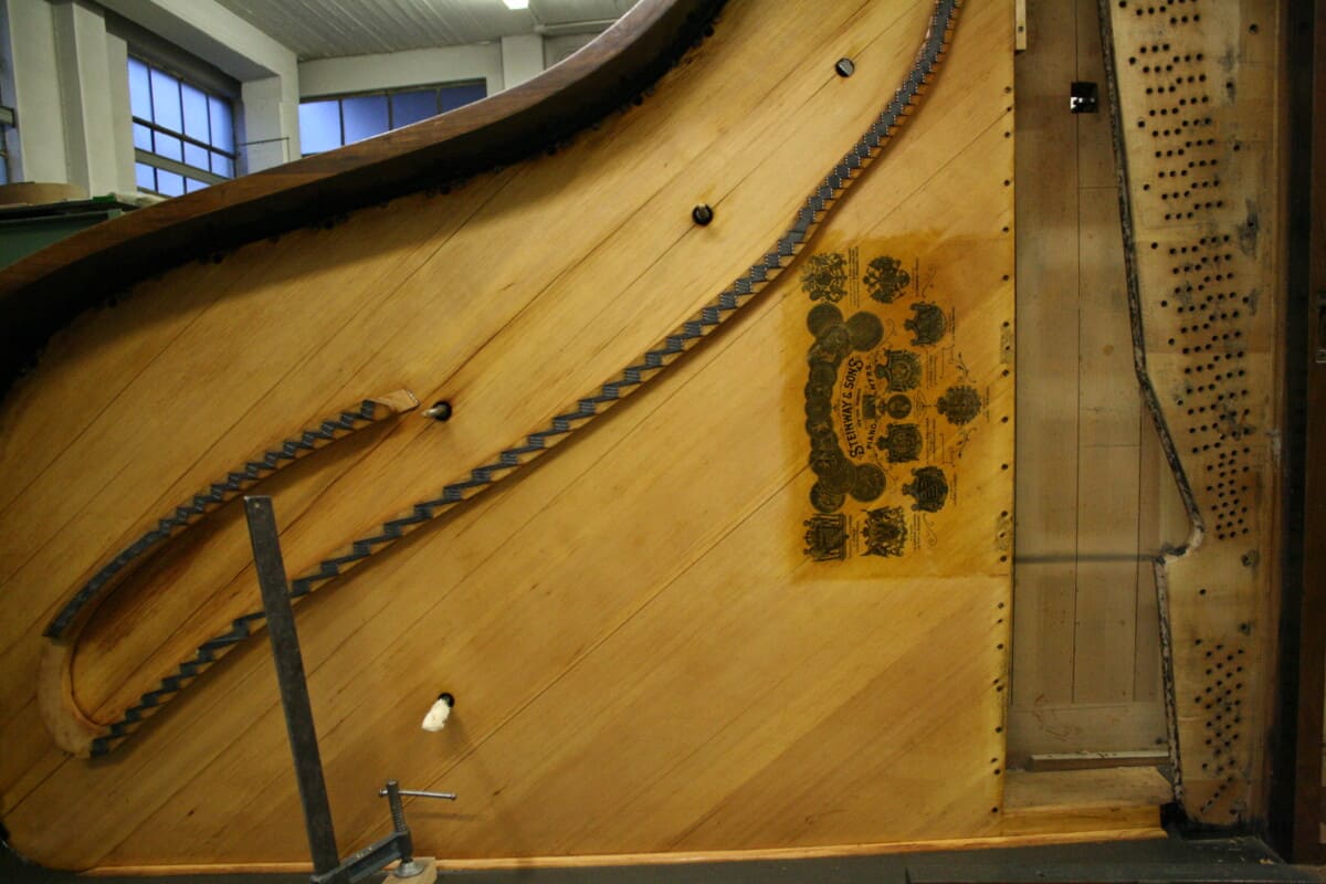 Riparazione pianoforte a Coda