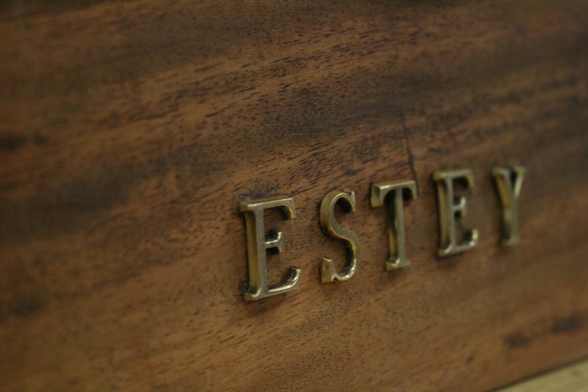 Riparazione pianoforte a Coda