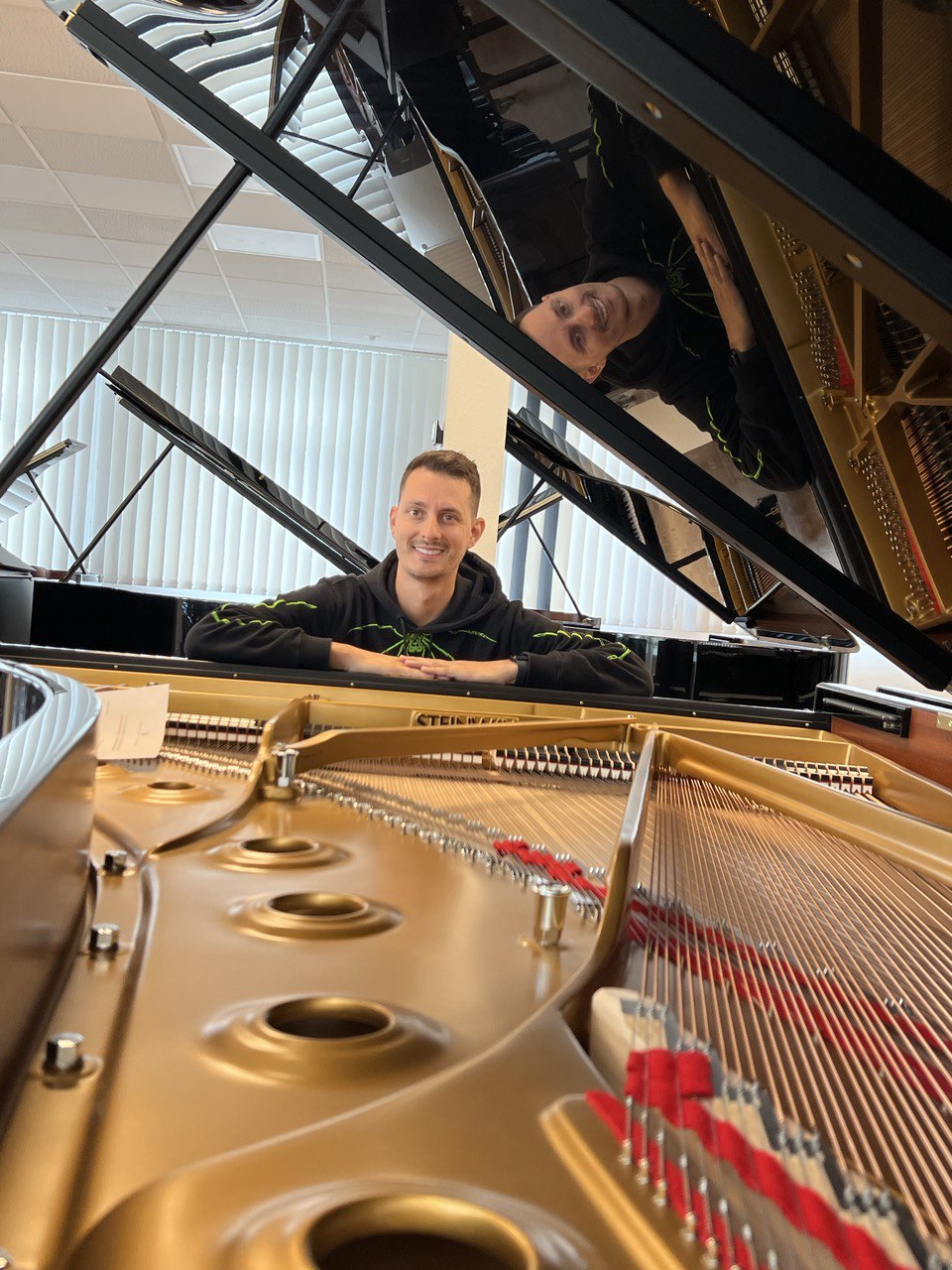  Steinway & Sons