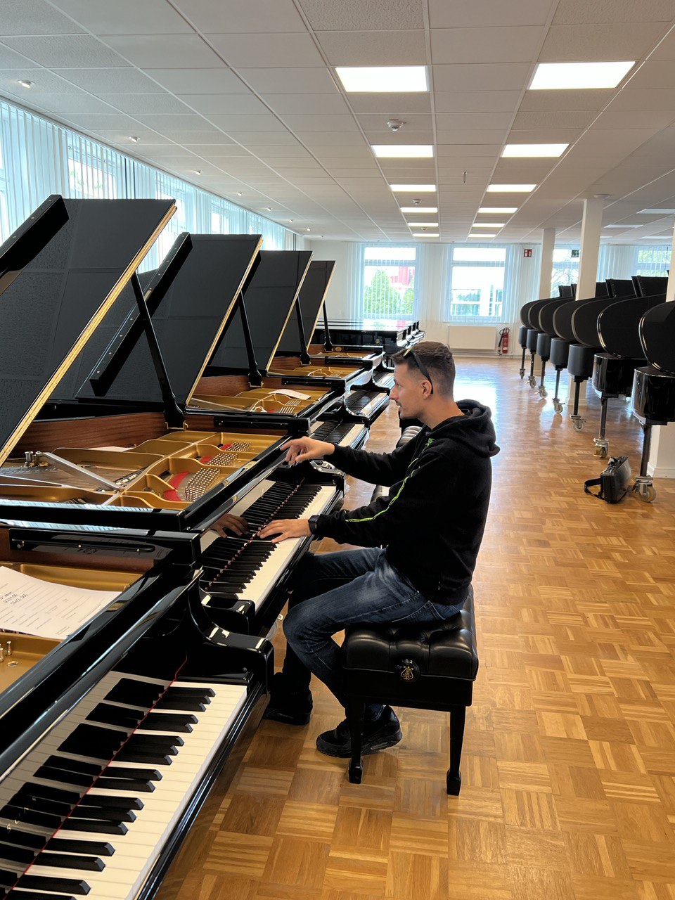  Steinway & Sons